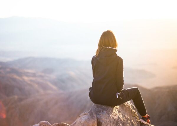 How to Stay Present by Martin Aylward