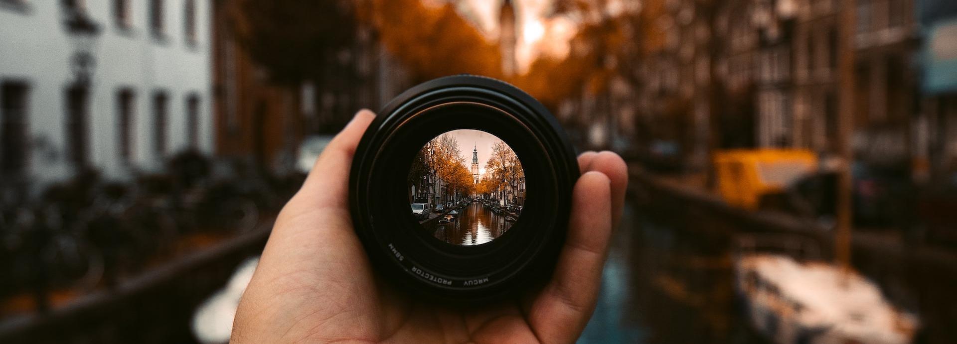 Gradual and Sudden Paths of Awakening